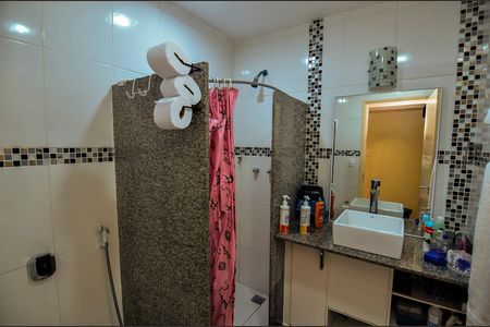 Apartamento à venda com 136m², 3 quartos e sem vaga Apartamento à venda com 136m², 3 quartos e sem vagaBanheiro Social