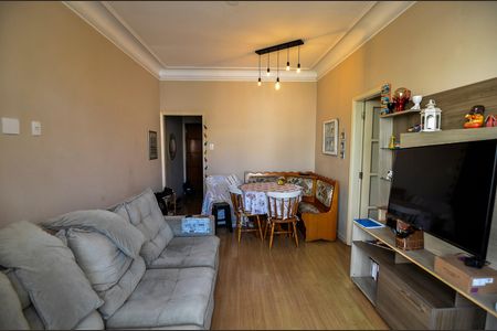 Apartamento à venda com 136m², 3 quartos e sem vaga Apartamento à venda com 136m², 3 quartos e sem vagaSala
