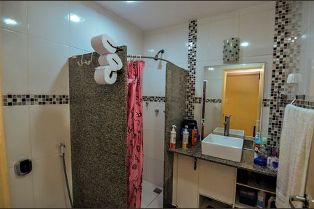 Apartamento à venda com 136m², 3 quartos e sem vaga Apartamento à venda com 136m², 3 quartos e sem vagaBanheiro Social