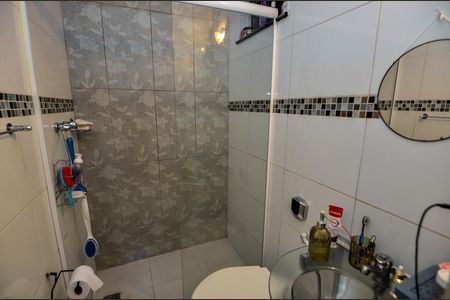 Apartamento à venda com 136m², 3 quartos e sem vaga Apartamento à venda com 136m², 3 quartos e sem vagaBanheiro da Suíte