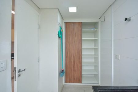 Apartamento para alugar com 95m², 3 quartos e 2 vagas Apartamento para alugar com 95m², 3 quartos e 2 vagasÁrea de Serviço