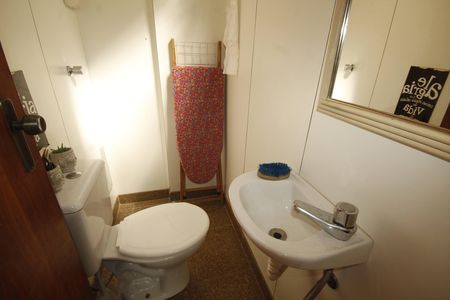 Apartamento à venda com 140m², 4 quartos e 4 vagasBanheiro de serviço