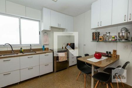 cozinha de apartamento à venda com 4 quartos, 140m² em Buritis, Belo Horizonte