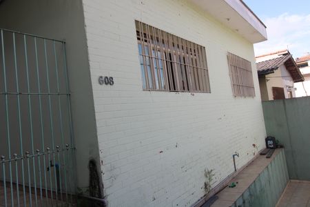 Casa à venda com 300m², 6 quartos e 3 vagasFrente casa 1