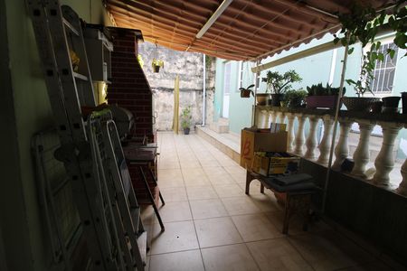 Casa à venda com 300m², 6 quartos e 3 vagasárea de serviço casa 1