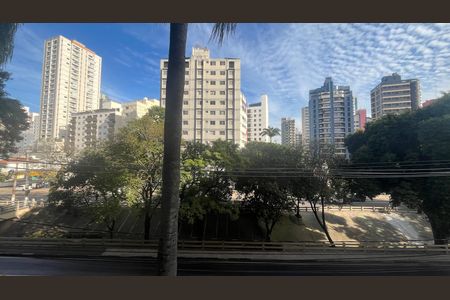 Apartamento para alugar com 150m², 3 quartos e 2 vagas
