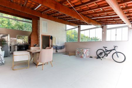 Casa para alugar com 146m², 3 quartos e 3 vagas Casa para alugar com 146m², 3 quartos e 3 vagasTerraço