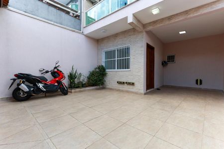 Casa para alugar com 146m², 3 quartos e 3 vagas Casa para alugar com 146m², 3 quartos e 3 vagasGaragem