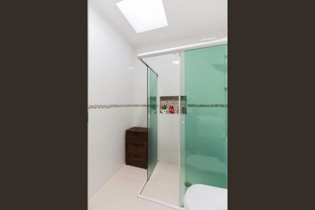 Casa para alugar com 146m², 3 quartos e 3 vagas Casa para alugar com 146m², 3 quartos e 3 vagasBanheiro social