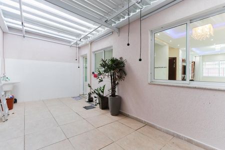 Casa para alugar com 146m², 3 quartos e 3 vagas Casa para alugar com 146m², 3 quartos e 3 vagasQuintal