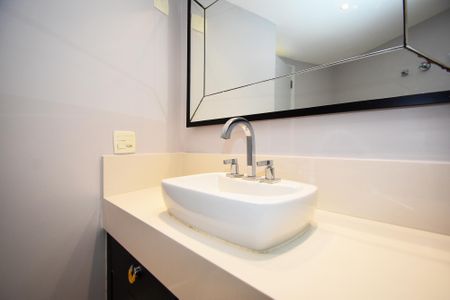 Apartamento à venda com 178m², 3 quartos e 2 vagasbanheiro corredor