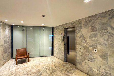 Apartamento à venda com 178m², 3 quartos e 2 vagashall elevadores