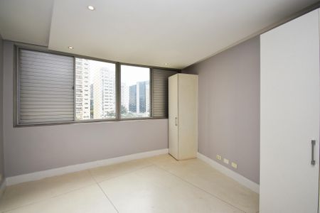 Apartamento à venda com 178m², 3 quartos e 2 vagasquarto 1