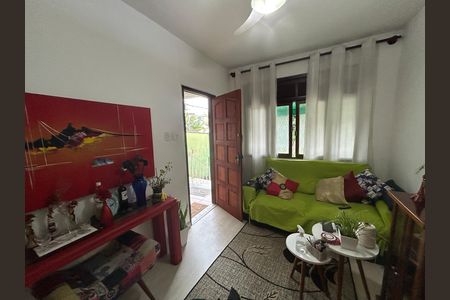 Casa à venda com 8635m², 5 quartos e 2 vagasSala