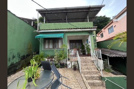 Casa à venda com 8635m², 5 quartos e 2 vagasFachada