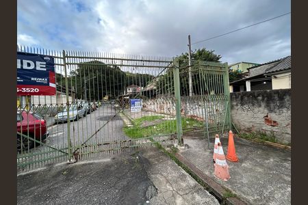 Fachada + placa de casa à venda com 5 quartos, 8635m² em Vila Valqueire, Rio de Janeiro