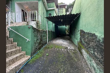 Garagem de casa à venda com 5 quartos, 8635m² em Vila Valqueire, Rio de Janeiro