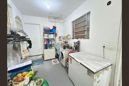 Casa à venda com 8635m², 5 quartos e 2 vagasÁrea de Serviço