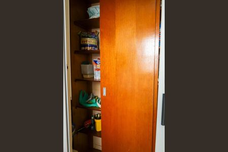 Apartamento para alugar com 71m², 3 quartos e 1 vaga Apartamento para alugar com 71m², 3 quartos e 1 vagaBanheiro de serviço