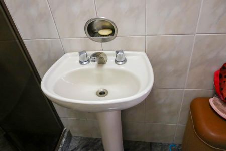Apartamento para alugar com 71m², 3 quartos e 1 vaga Apartamento para alugar com 71m², 3 quartos e 1 vagaBanheiro do Quarto Suíte