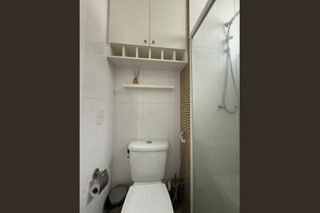 Apartamento para alugar com 55m², 2 quartos e 1 vaga Apartamento para alugar com 55m², 2 quartos e 1 vagaBanheiro
