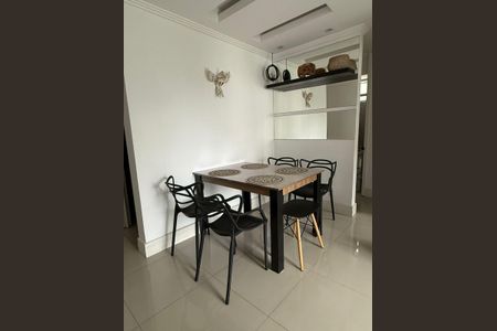 Apartamento para alugar com 55m², 2 quartos e 1 vaga Apartamento para alugar com 55m², 2 quartos e 1 vagaSala de Jantar