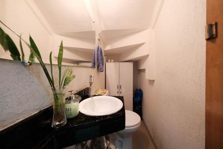 Casa para alugar com 120m², 3 quartos e 2 vagasLavabo