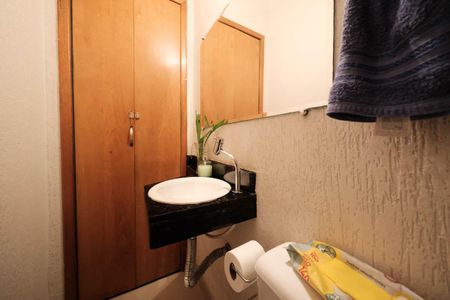 Casa para alugar com 120m², 3 quartos e 2 vagasLavabo