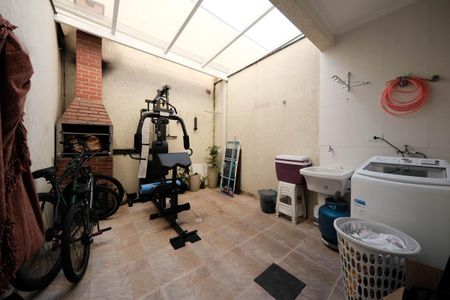 Casa para alugar com 120m², 3 quartos e 2 vagasÁrea de Serviço