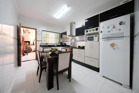 Casa para alugar com 120m², 3 quartos e 2 vagasCozinha