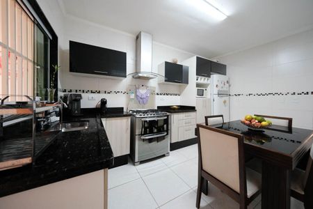 Casa para alugar com 120m², 3 quartos e 2 vagasCozinha