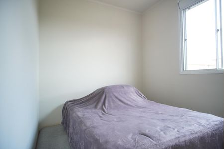 Quarto 2 de apartamento para alugar com 2 quartos, 50m² em Humaitá, Porto Alegre