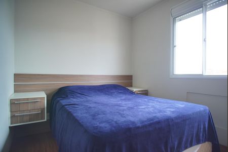 Quarto 1 de apartamento para alugar com 2 quartos, 50m² em Humaitá, Porto Alegre