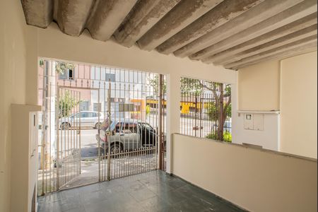 Casa para alugar com 70m², 1 quarto e 1 vaga Casa para alugar com 70m², 1 quarto e 1 vagaGaragem