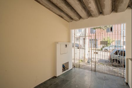 Casa para alugar com 70m², 1 quarto e 1 vaga Casa para alugar com 70m², 1 quarto e 1 vagaGaragem