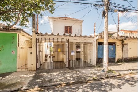 Casa para alugar com 70m², 1 quarto e 1 vaga Casa para alugar com 70m², 1 quarto e 1 vagaFachada