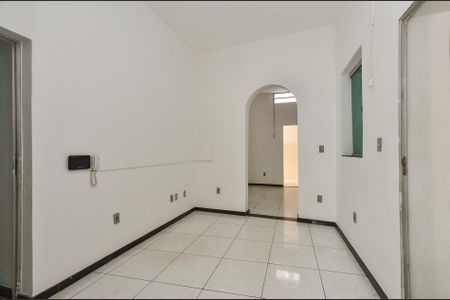 Casa à venda com 132m², 3 quartos e 2 vagasSala 