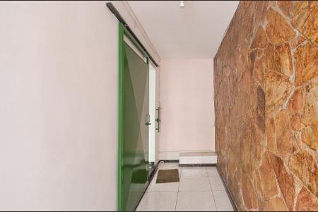 Casa à venda com 132m², 3 quartos e 2 vagasEntrada