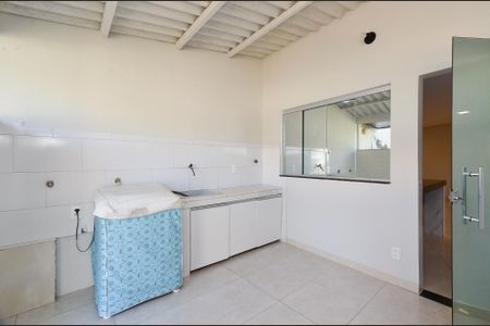 Casa para alugar com 60m², 1 quarto e sem vaga Casa para alugar com 60m², 1 quarto e sem vagaÁrea de Serviço