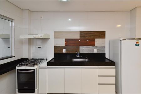 Casa para alugar com 60m², 1 quarto e sem vaga Casa para alugar com 60m², 1 quarto e sem vagaCozinha