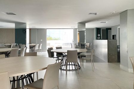 Apartamento à venda com 216m², 4 quartos e 4 vagasÁrea comum