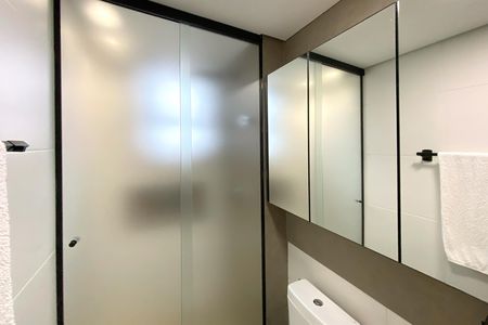 Apartamento à venda com 216m², 4 quartos e 4 vagasBanheiro da Suíte 2