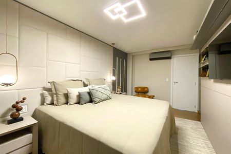 Apartamento à venda com 216m², 4 quartos e 4 vagasSuite 1