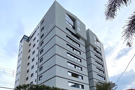 Apartamento à venda com 216m², 4 quartos e 4 vagasFachada