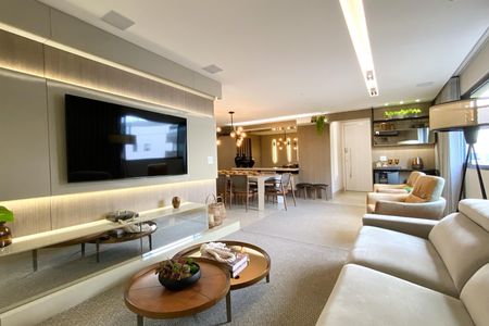 Apartamento à venda com 216m², 4 quartos e 4 vagasSala