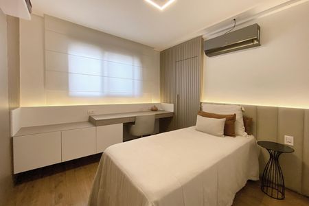 Apartamento à venda com 216m², 4 quartos e 4 vagasSuite 2