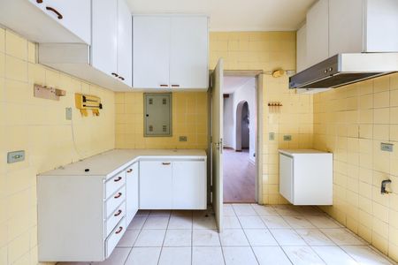 Apartamento para alugar com 82m², 2 quartos e 2 vagasCozinha