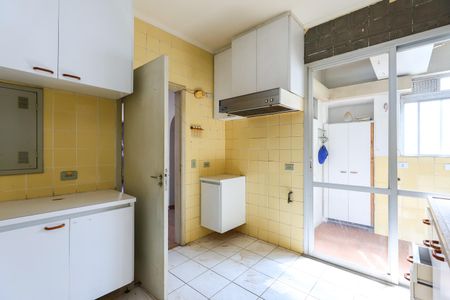 Apartamento para alugar com 82m², 2 quartos e 2 vagasCozinha