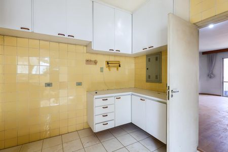Apartamento para alugar com 82m², 2 quartos e 2 vagasCozinha