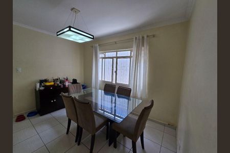 Casa à venda com 3 quartos, 150m² em Jardim Centenario, São Paulo